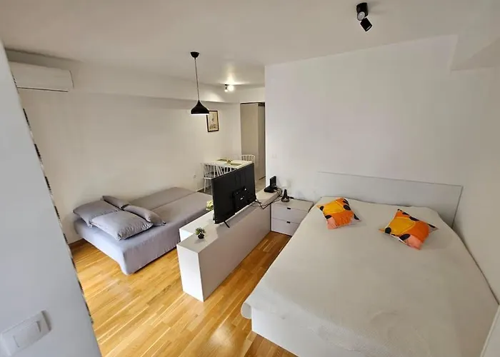 Апартаменти Milo *